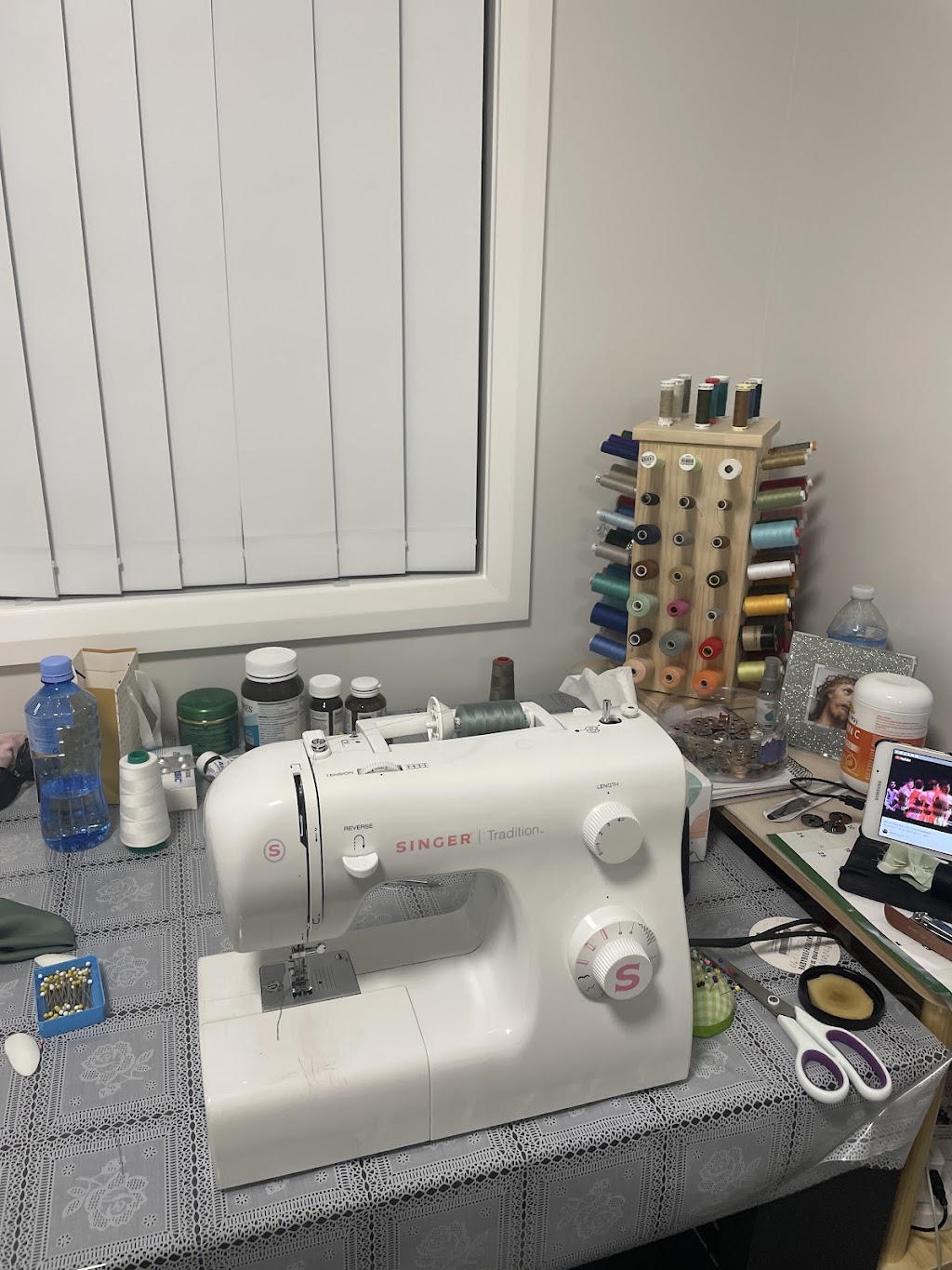 Vihog Alterations | 25 Yandanooka St, Austral NSW 2179, Australia | Phone: 0415 998 220