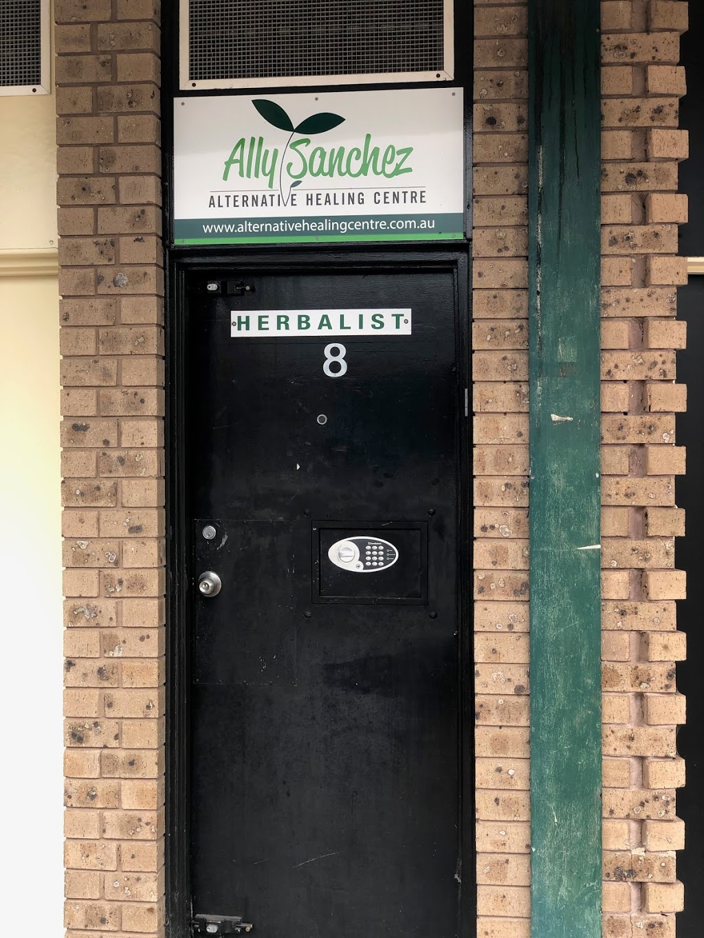 Ally Sanchez: Alternative Healing Centre - Herbal Medicine, Nutr | health | Shop 8 Brooklands Village, 15a Great Western Hwy, Blaxland NSW 2774, Australia | 0417234882 OR +61 417 234 882