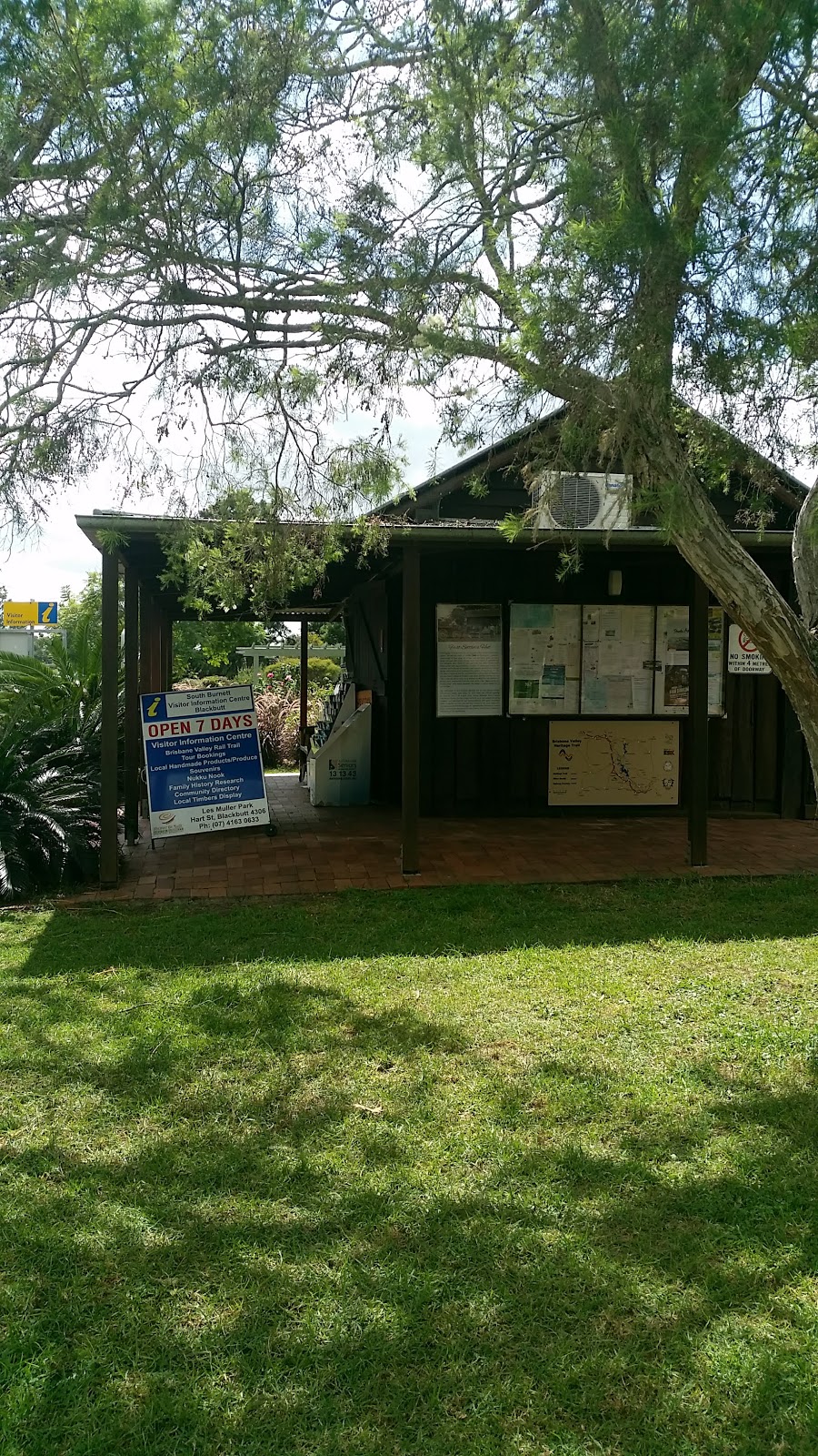 Blackbutt Visitor Information Centre | travel agency | 69 Hart St, Blackbutt QLD 4306, Australia | 0741630633 OR +61 7 4163 0633