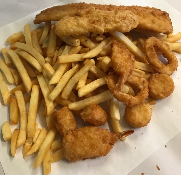 Golden Bay Fish & Chips | restaurant | 19 Dampier Dr, Golden Bay WA 6174, Australia | 0895373227 OR +61 8 9537 3227