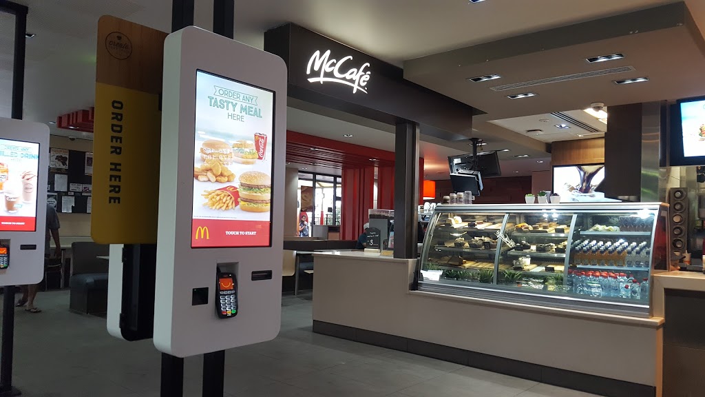 McDonalds Wentworthville | meal takeaway | 441 Great Western Highway, Cnr Berith Rd, Wentworthville NSW 2145, Australia | 0298962522 OR +61 2 9896 2522