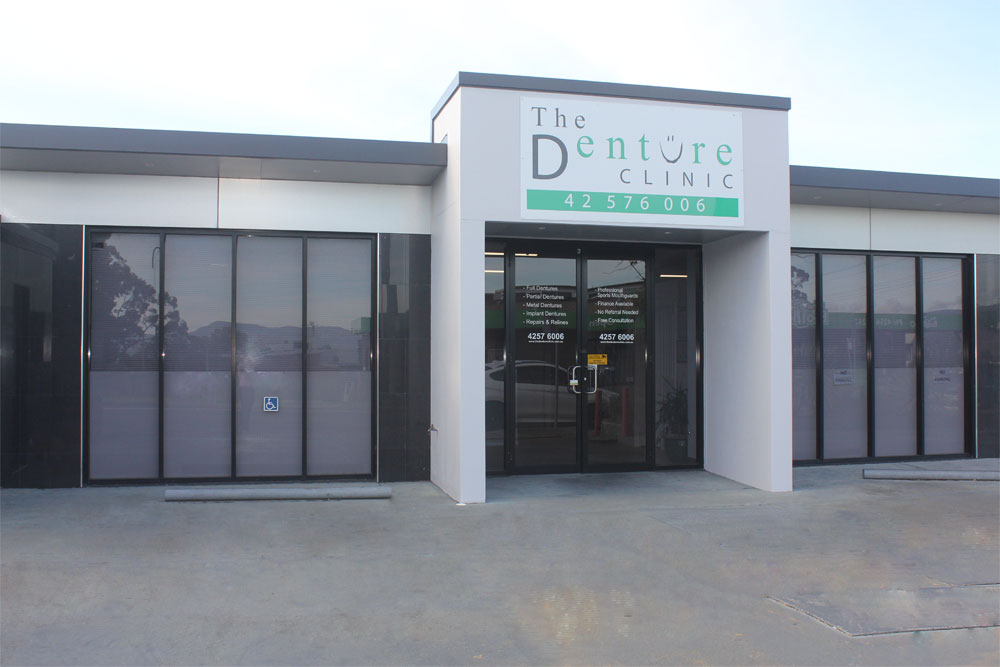 The Denture Clinic | 3/66 Central Ave, Oak Flats NSW 2529, Australia | Phone: (02) 4257 6006