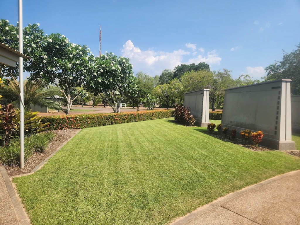 Green Thumb Grass & Gardens | 2 King St, Coolongolook NSW 2423, Australia | Phone: 0455 603 864