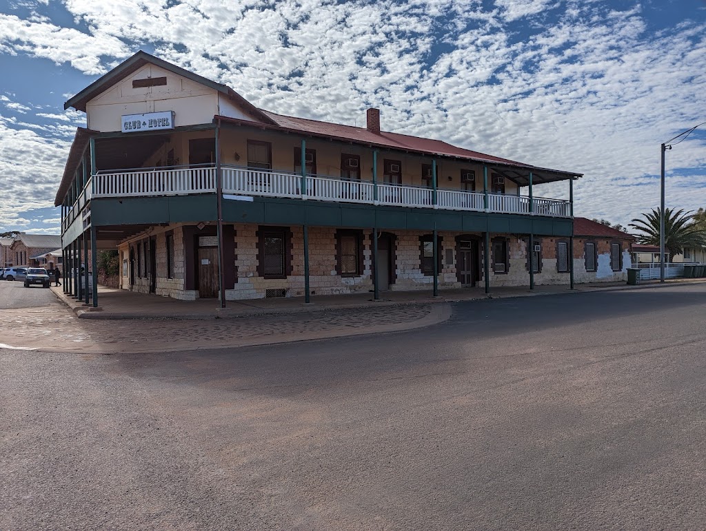 Murchison Club Hotel | lodging | 66 Austin St, Cue WA 6640, Australia | 0899631020 OR +61 8 9963 1020
