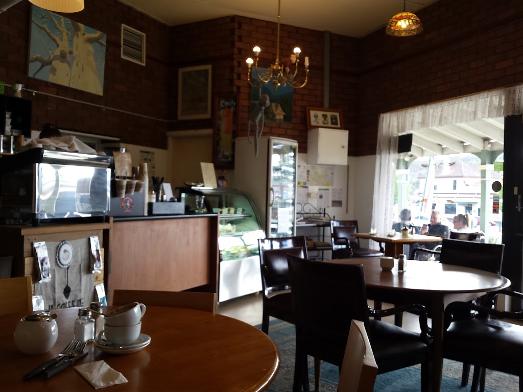 Beaufort Park Cafe | cafe | 12 Havelock St, Beaufort VIC 3373, Australia | 0353492802 OR +61 3 5349 2802