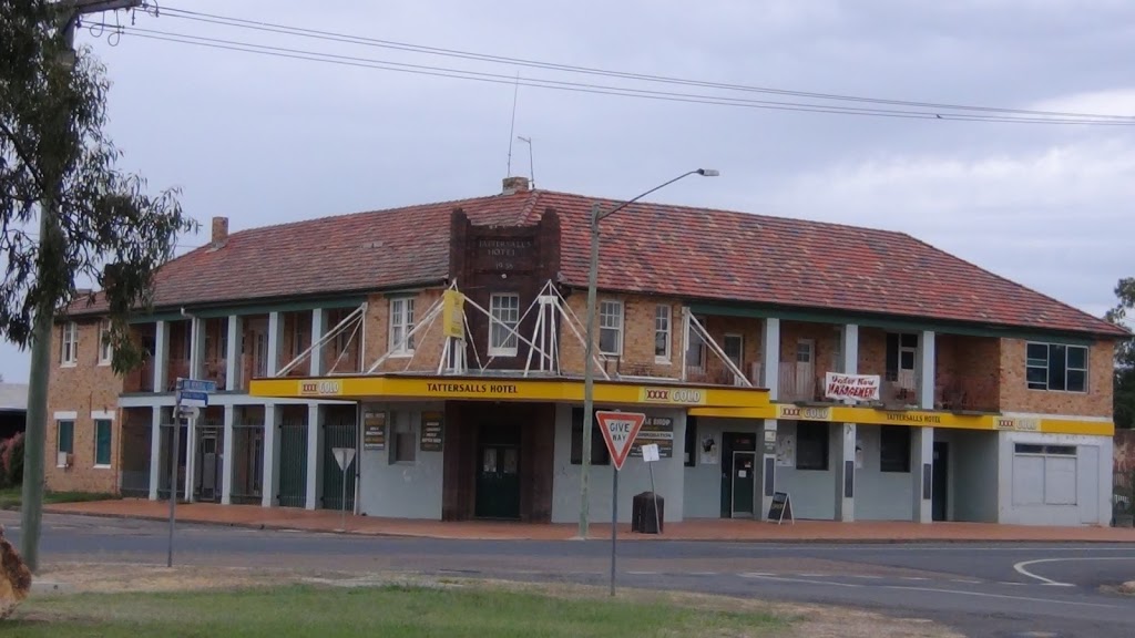 TAB Collarenebri Club |  | Walgett St, Collarenebri NSW 2833, Australia | 131802 OR +61 131802