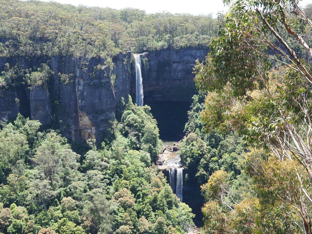 Belmore Falls walking track | park | Hindmarsh Lookout Track, Barrengarry NSW 2577, Australia | 0248877270 OR +61 2 4887 7270