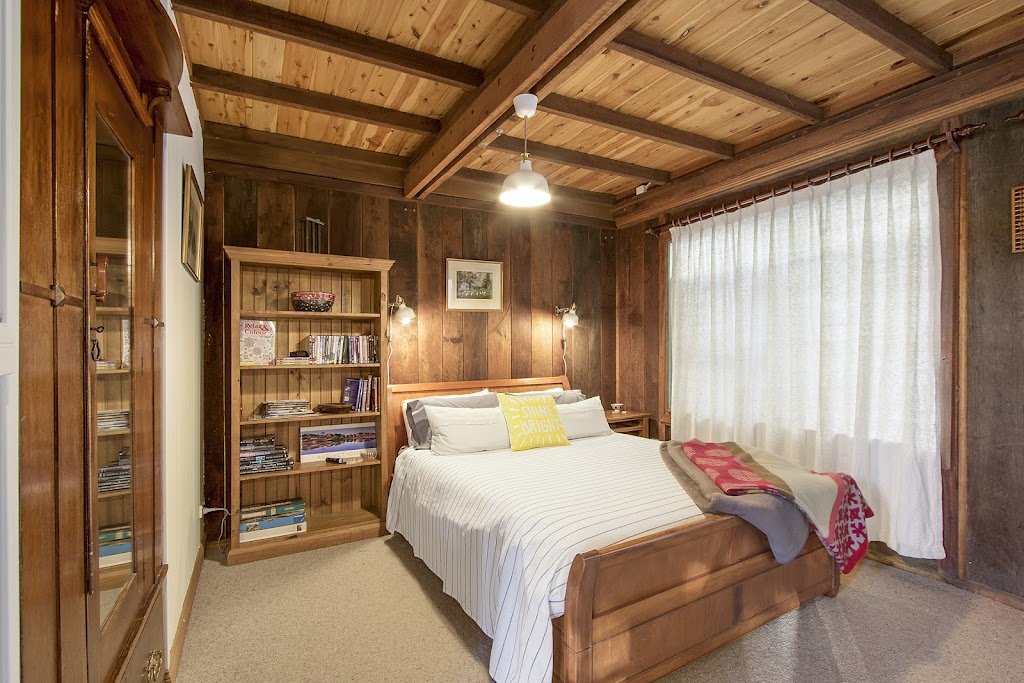 Browns Cottage | 21 Powells Rd, Bilpin NSW 2758, Australia | Phone: (02) 4567 7254