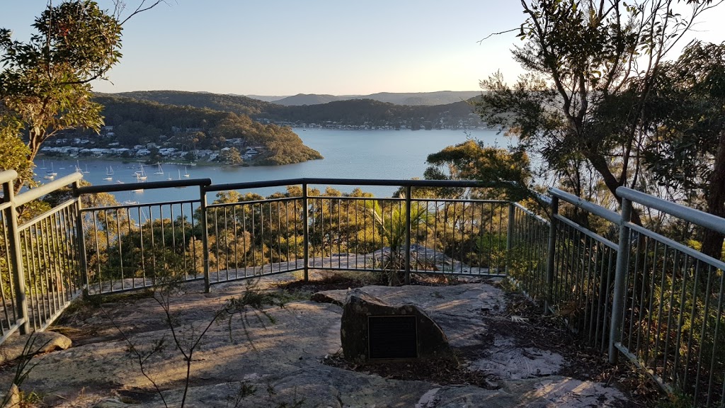 Allen Strom Lookout | tourist attraction | Bouddi National Park, Wards Hill Rd, Killcare NSW 2257, Australia | 0243204200 OR +61 2 4320 4200