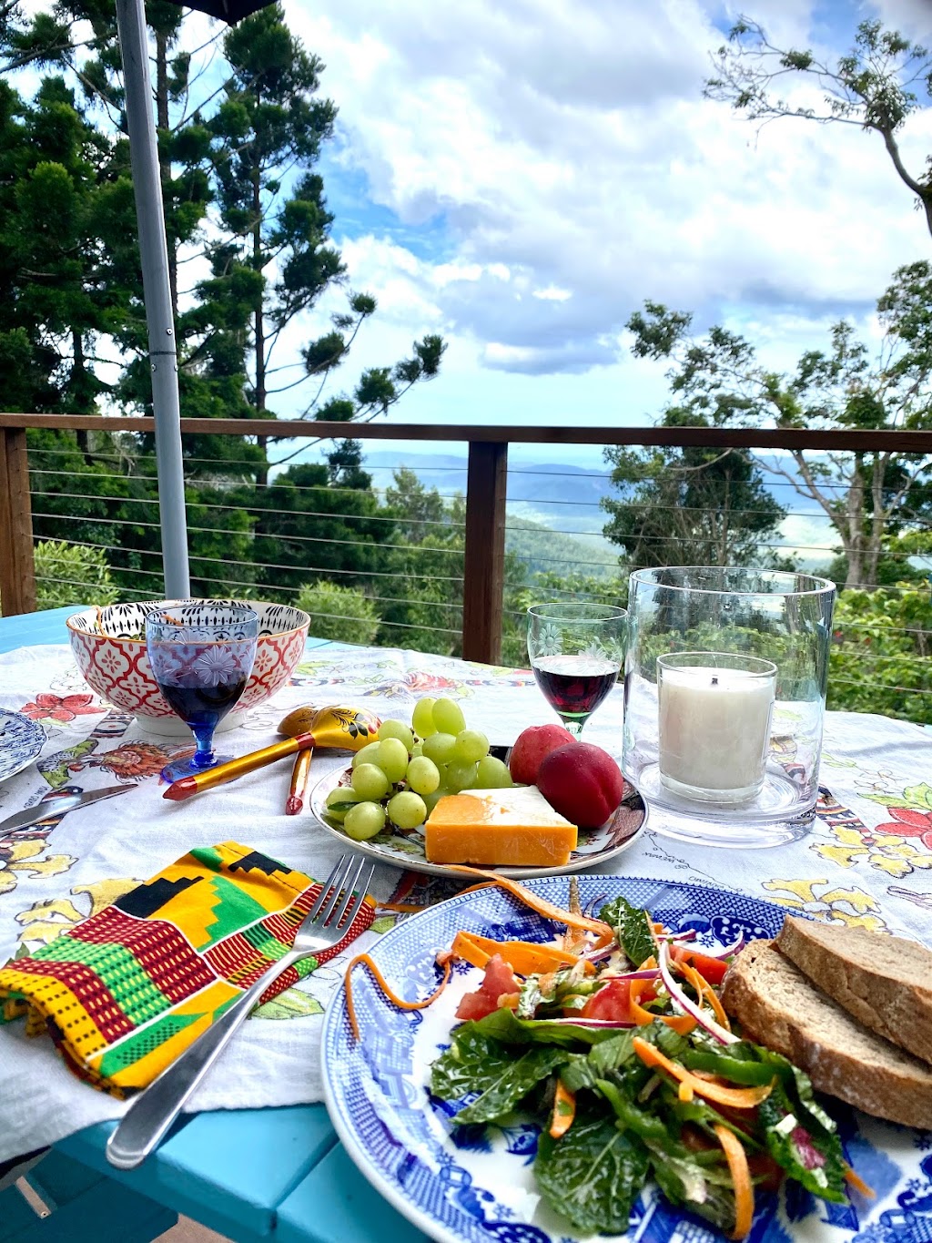 Willow Cabin | 8 Willow Ct, Beechmont QLD 4211, Australia | Phone: 0417 282 857