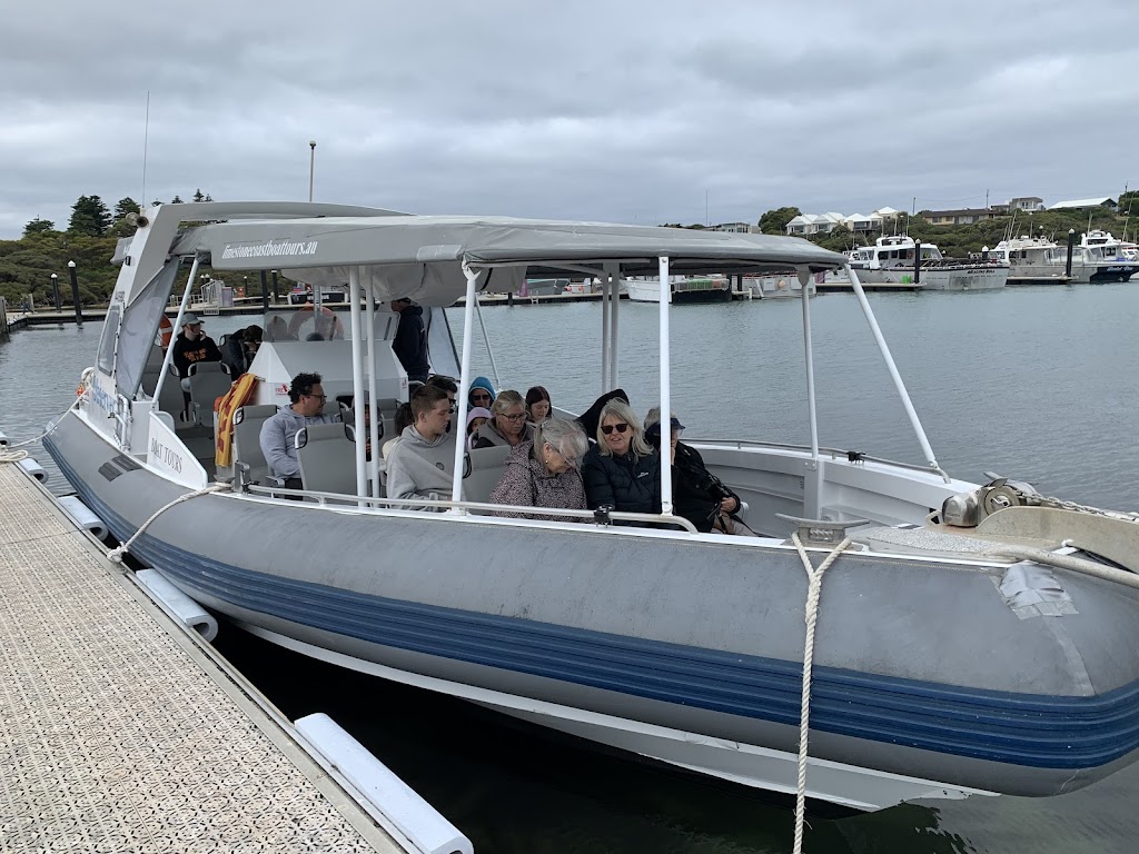Limestone Coast Boat Tours | Lake Butler Marina, Lake Rd, Robe SA 5276, Australia | Phone: 0427 672 961