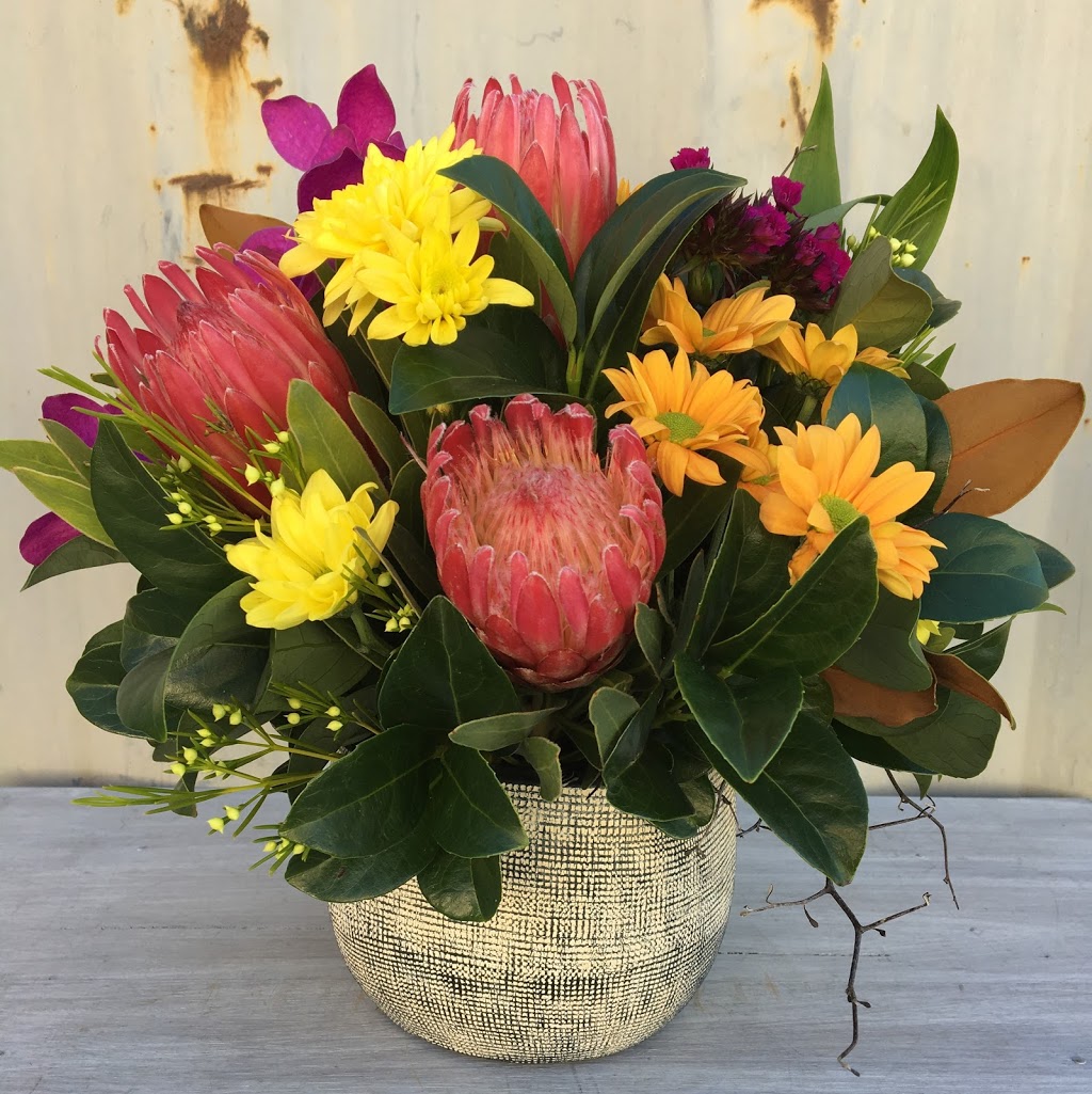 Flowers on Melville | 71 Melville St, Numurkah VIC 3636, Australia | Phone: (03) 5862 1912