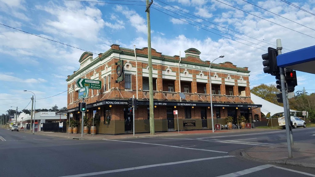 Royal Oak Hotel | lodging | 221 Vincent St, Cessnock NSW 2325, Australia | 0249913700 OR +61 2 4991 3700