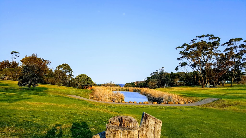 Mollymook Golf Club | 72 Golf Ave, Mollymook NSW 2539, Australia | Phone: (02) 4455 1911