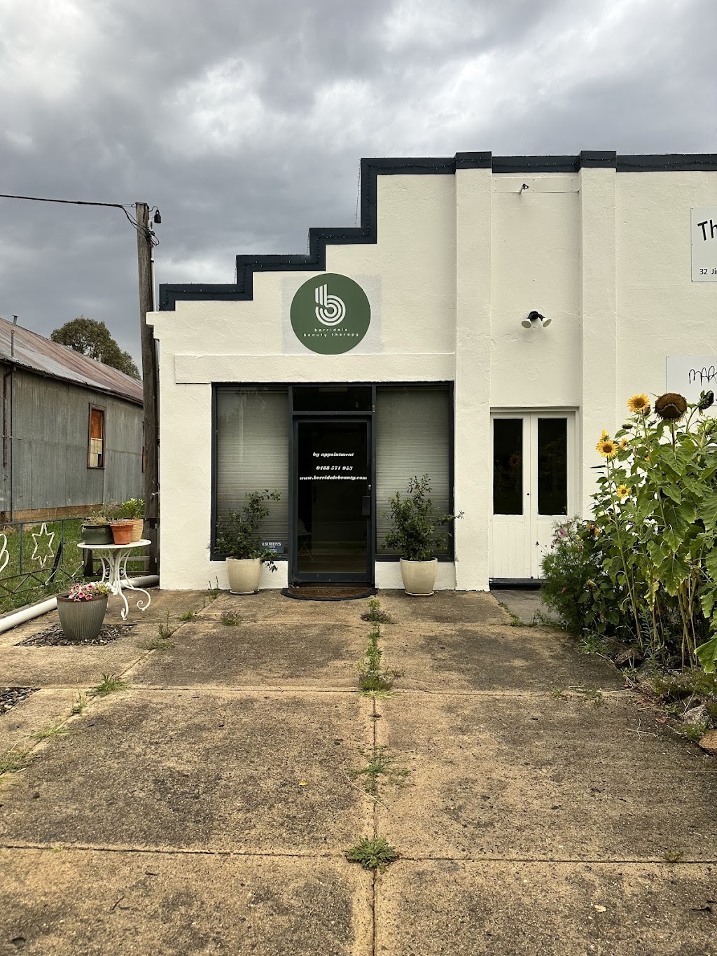 MBR Beauty | 32 Jindabyne Rd, Berridale NSW 2628, Australia | Phone: 0432 784 527