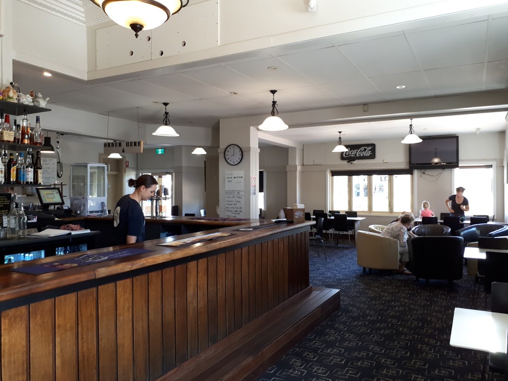 Olympic Hotel | 202 Parker St, Cootamundra NSW 2590, Australia | Phone: (02) 6942 1566