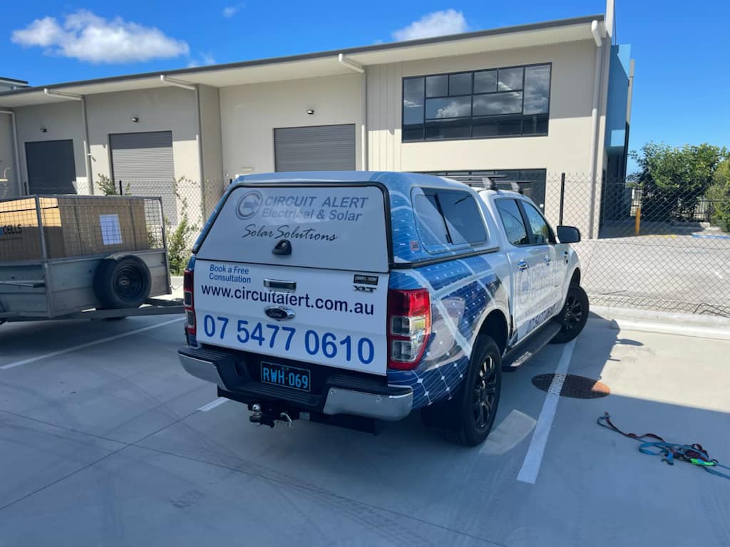 Solar Panel Installers Brisbane Circuit Alert Solar | 125 Colchester St, South Brisbane QLD 4101, Australia | Phone: (07) 5477 0610