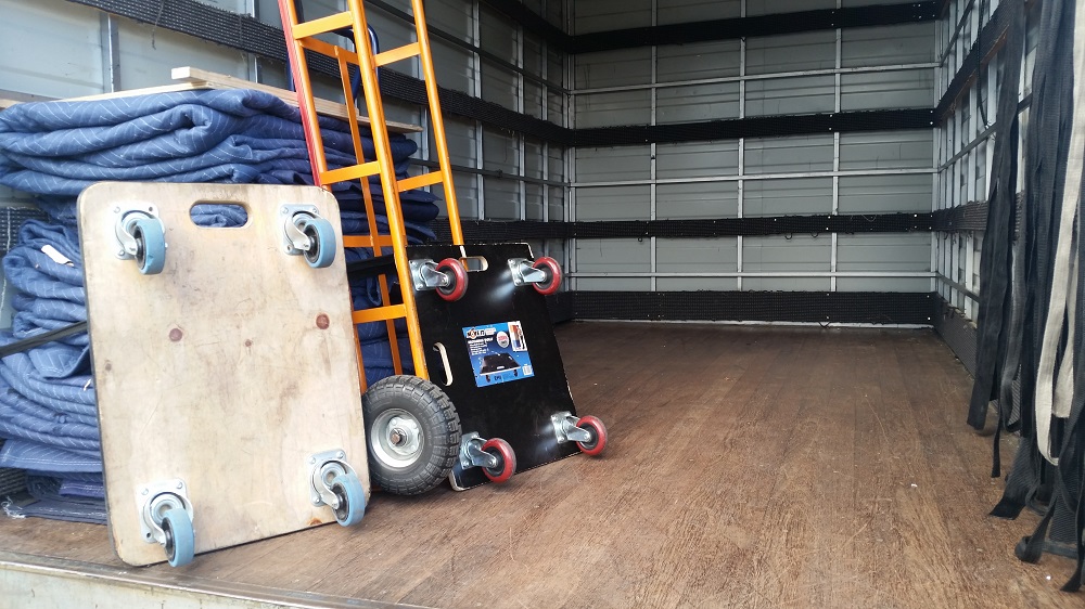 box and moving | moving company | 35 Holyman St, Scullin ACT 2614, Australia | 0412383282 OR +61 412 383 282