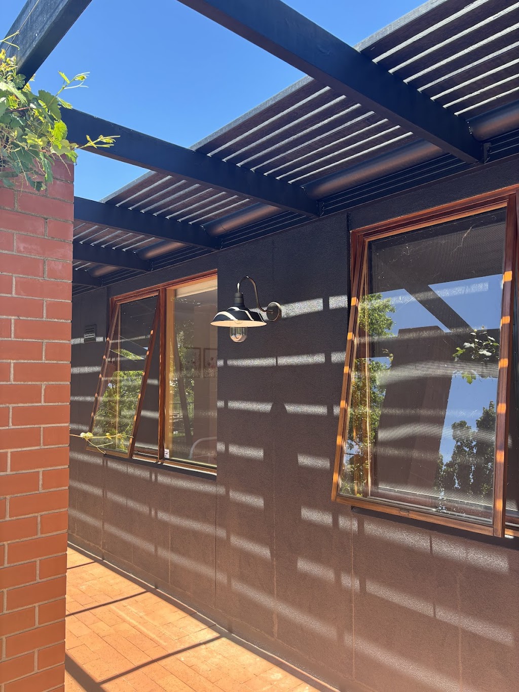 Ellison Painting - Wodonga | 3 Davis Ct, Tangambalanga VIC 3691, Australia | Phone: 0437 996 648