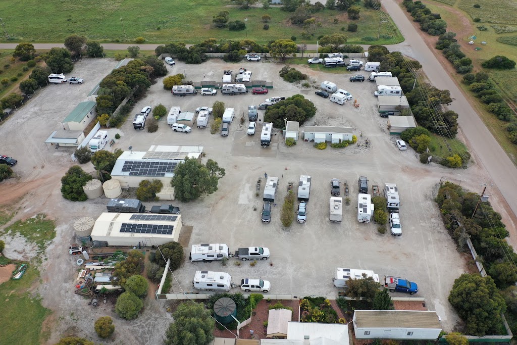 Penong Caravan Park | 4 Stiggants rd, Penong SA 5690, Australia | Phone: (08) 8625 1111
