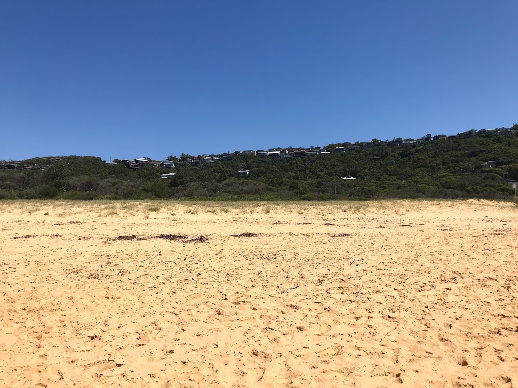 Putty Beach Parking Lot | Killcare NSW 2257, Australia