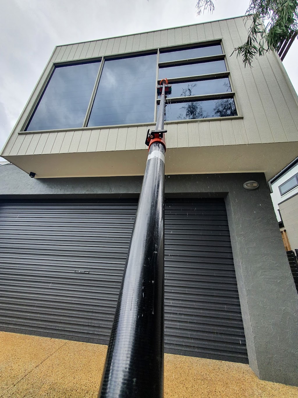 Surfcoast Window and Solar Cleaning |  | Rosella Rd, Torquay VIC 3228, Australia | 0438578008 OR +61 438 578 008