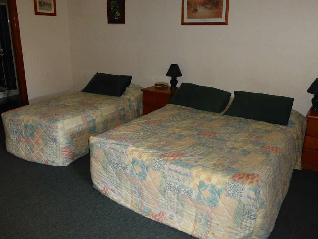 Cobb & Co Country Motel | lodging | 47-49 Charlotte St, Surat QLD 4417, Australia | 0746265533 OR +61 7 4626 5533