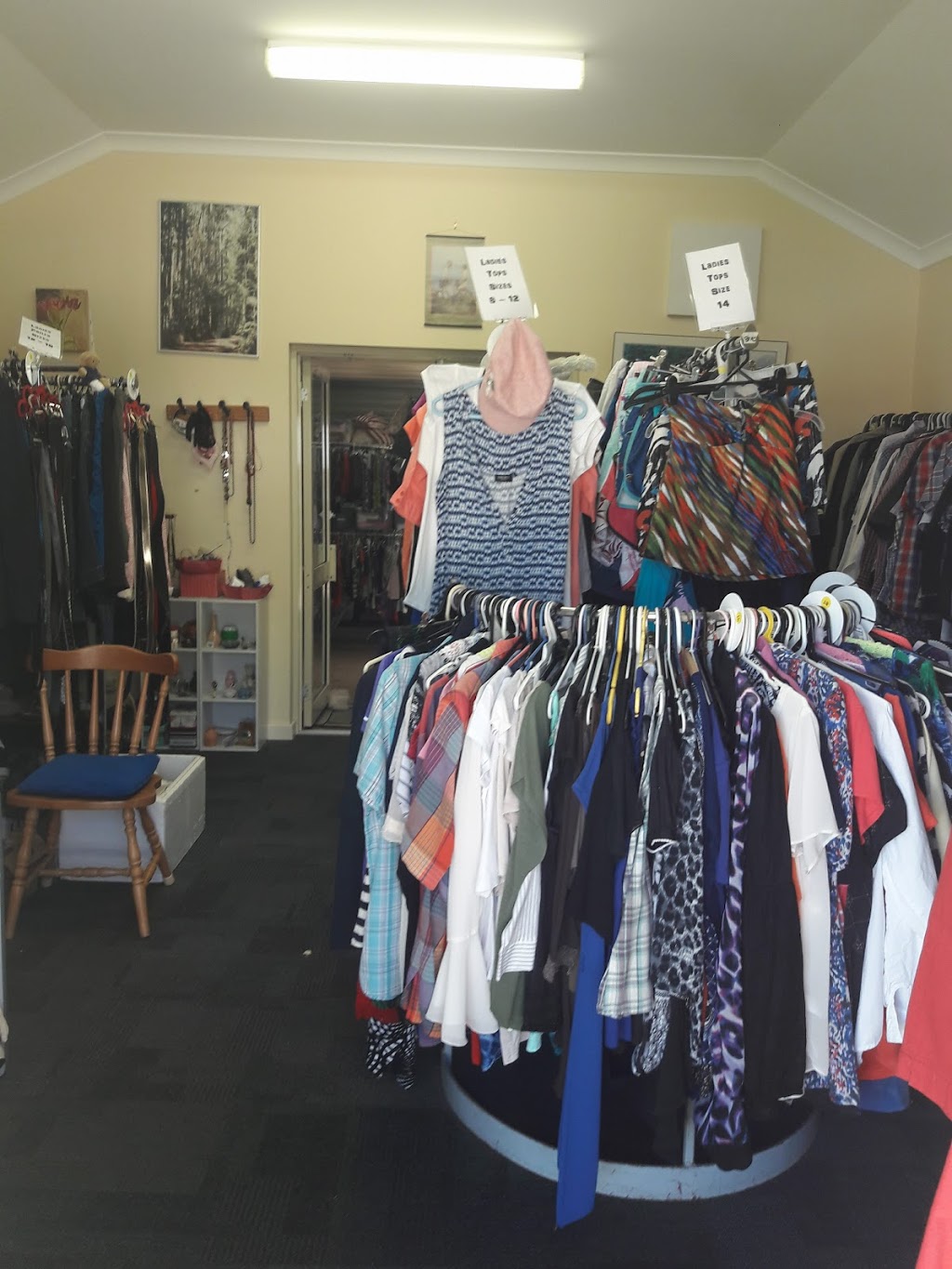 Pinjarra Anglican Op Shop | store | 3 Murray St, Pinjarra WA 6208, Australia | 0480160602 OR +61 480 160 602