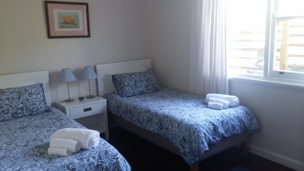 Friends Holiday House | lodging | 147 Bussell Hwy, West Busselton WA 6280, Australia | 0477426870 OR +61 477 426 870