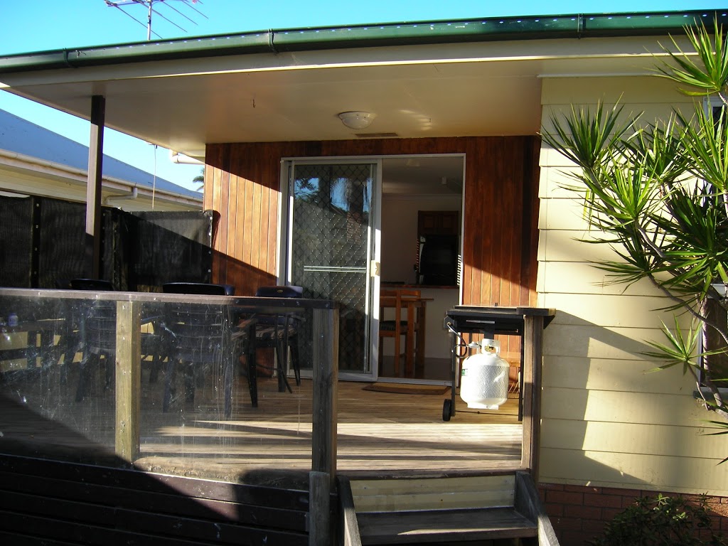 Wynnum By The Bay | lodging | 94 Southwick St, Wynnum QLD 4178, Australia | 0438334835 OR +61 438 334 835