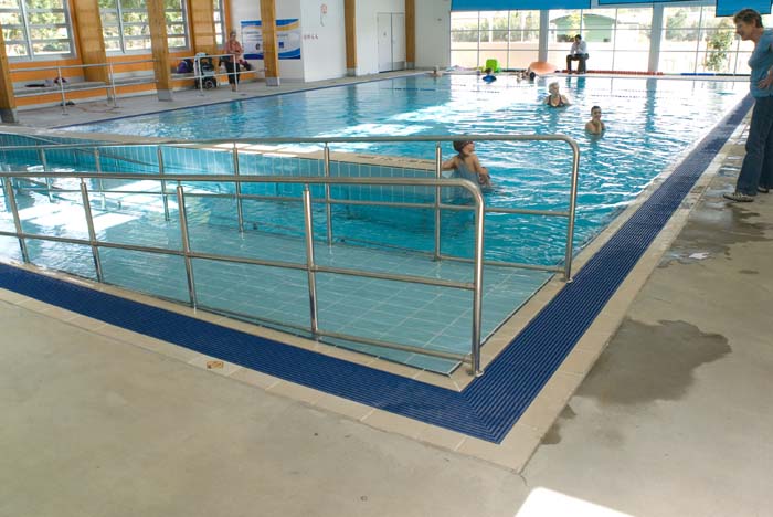 Colmslie Aquatic Centre & Health Club | 400 Lytton Rd, Morningside QLD 4170, Australia | Phone: (07) 3054 4366