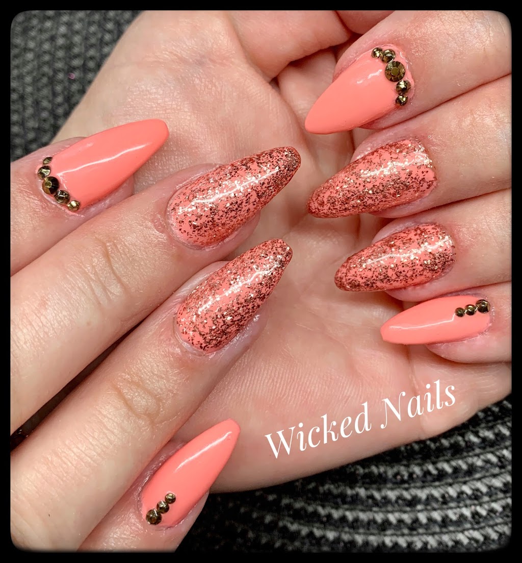 Wicked Nails And Lashes By Rachel | beauty salon | 16 Waverley Pl, Bourkelands NSW 2650, Australia | 0402501494 OR +61 402 501 494