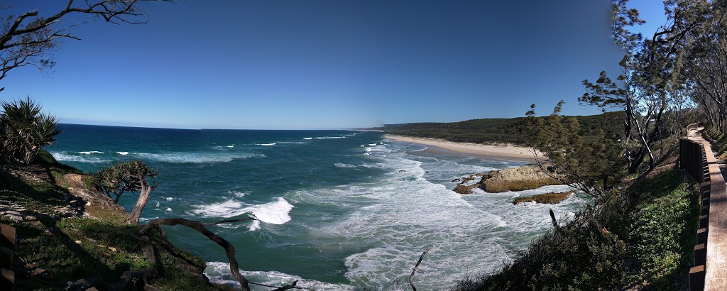 Discover Stradbroke Island Reservations | 21 Mooloomba Rd, Point Lookout QLD 4183, Australia | Phone: (07) 3415 3993