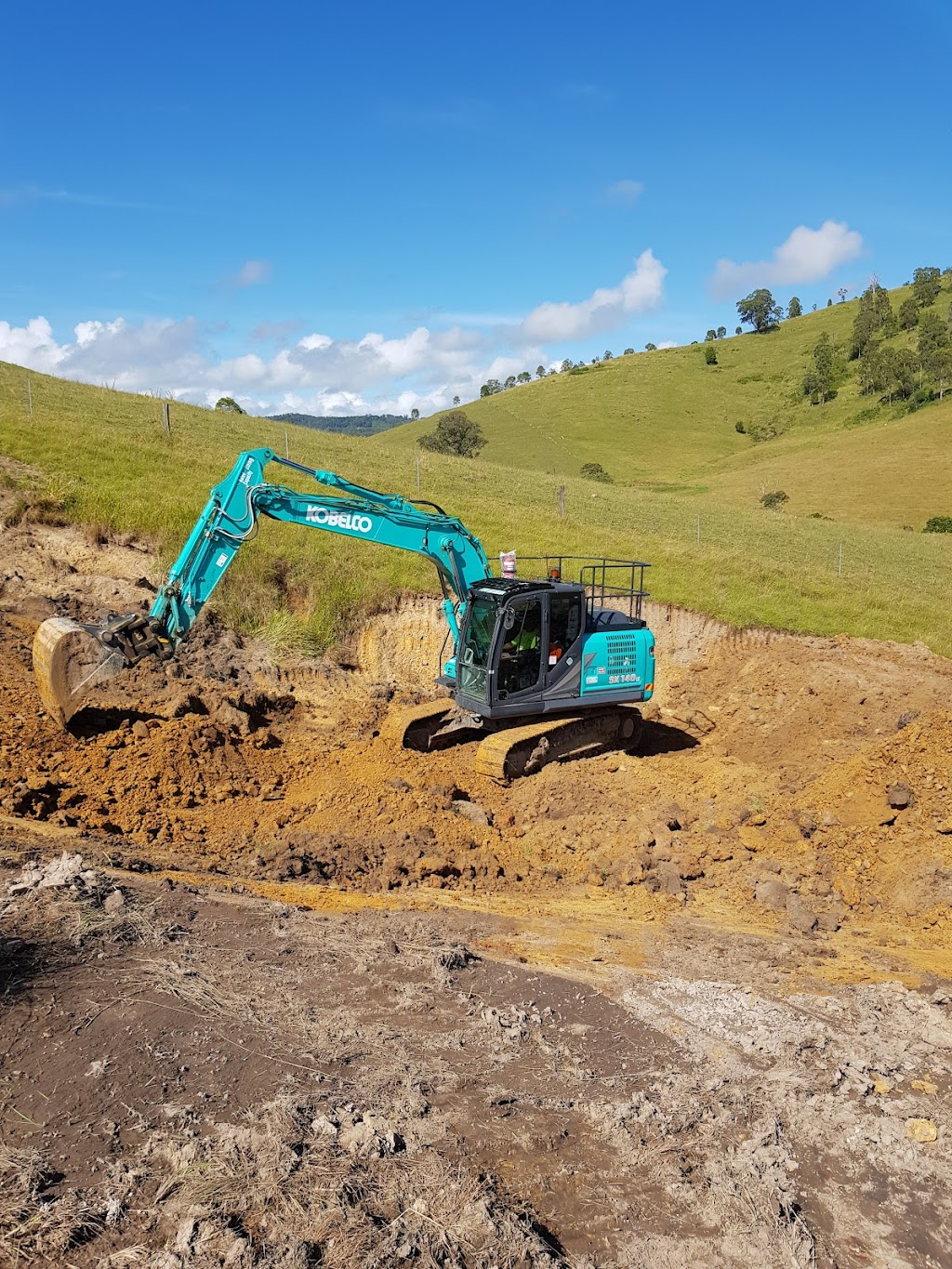 Prestige Earthworx | 3 Warraba Rd, The Branch NSW 2425, Australia | Phone: 0478 086 660