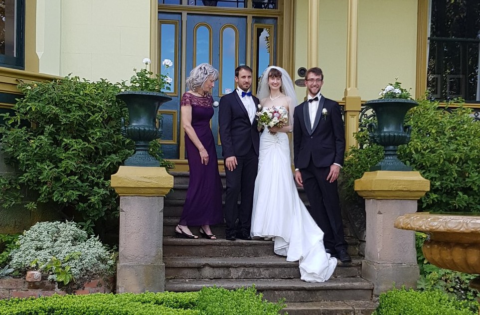 Diane Burrows Marriage Celebrant | 125 Collinsvale Rd, Berriedale TAS 7011, Australia | Phone: 0417 575 113