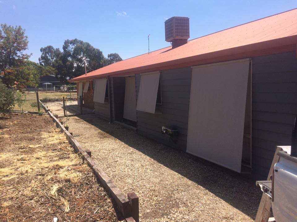 Doormate Garage Systems | 1 Ironstone Rd, Epsom VIC 3551, Australia | Phone: 0401 833 667
