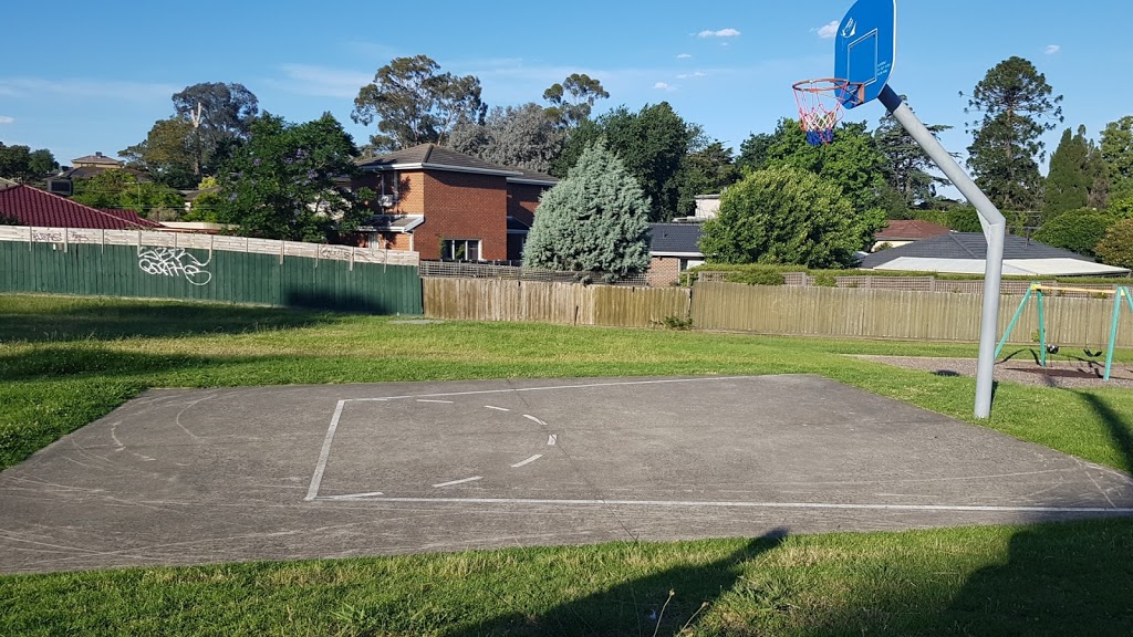 Yallambie Park Basketball Court | park | 303 Yallambie Rd, Yallambie VIC 3085, Australia