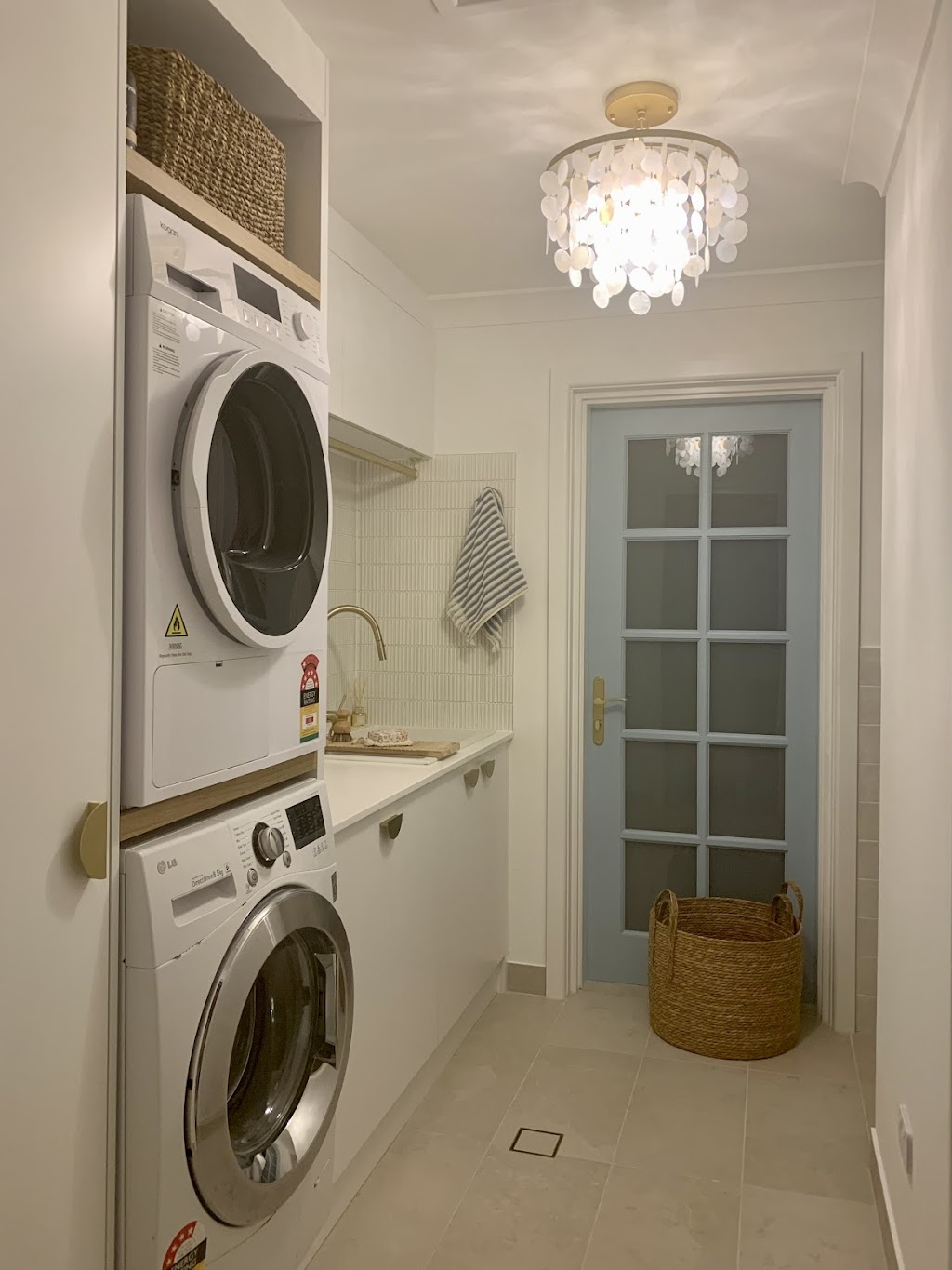 Rising Electrical | 56 Elizabeth Bay Dr, Lake Munmorah NSW 2259, Australia | Phone: 0434 016 131