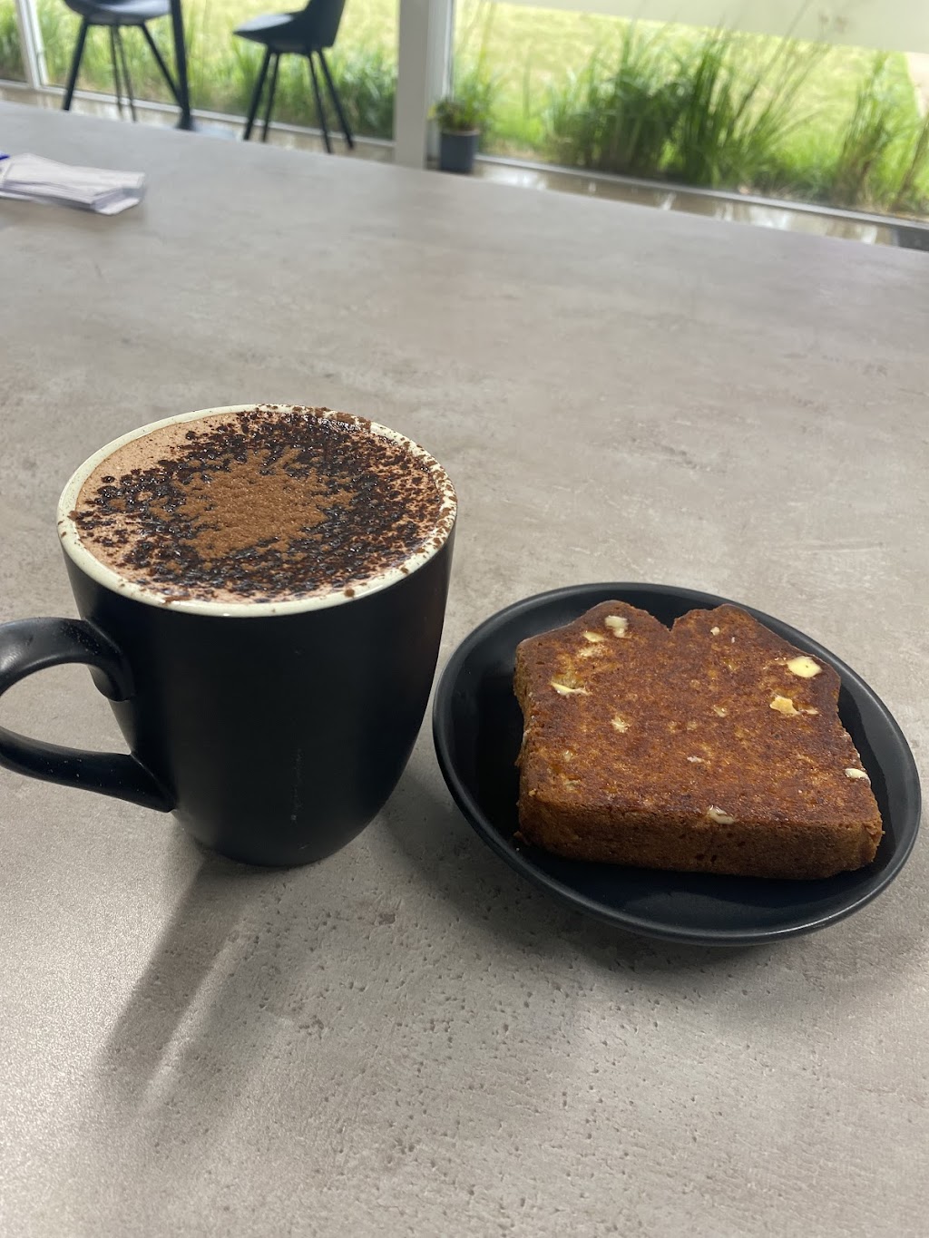On The Grind Koffee | 44 Caramut Rd, Warrnambool VIC 3280, Australia | Phone: 0406 478 170