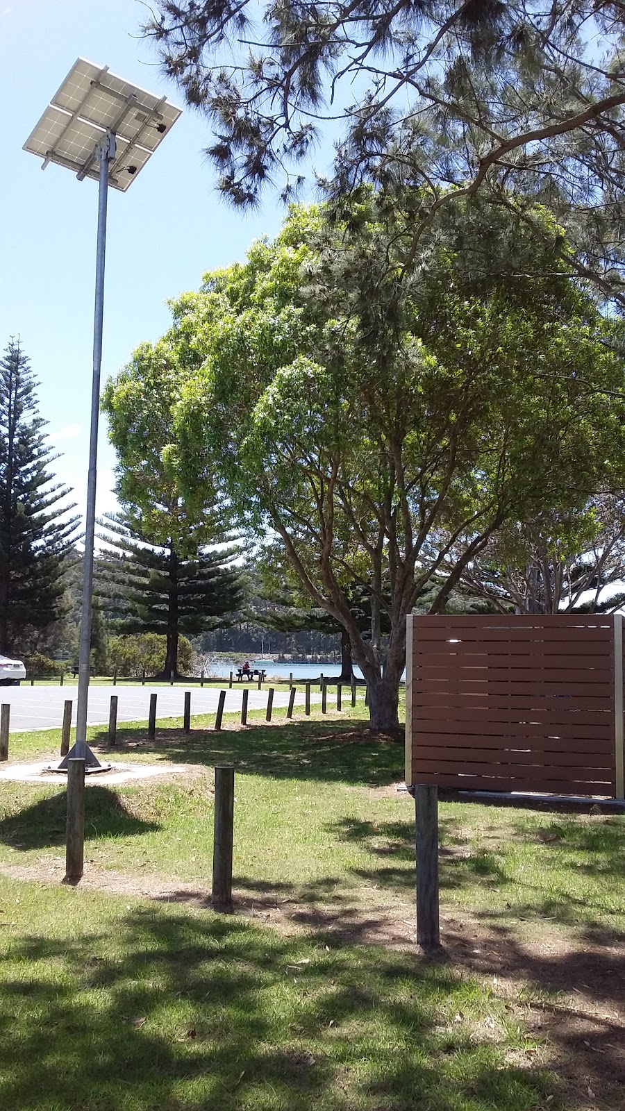 Avenue of Remembrance | park | Narooma NSW 2546, Australia | 0244741000 OR +61 2 4474 1000