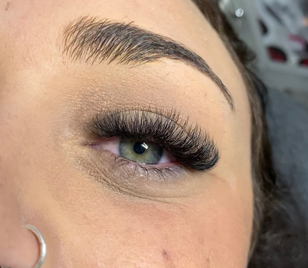 Lashes By Christi | Fremont St, Calliope QLD 4680, Australia | Phone: 0426 979 023