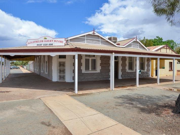 Goldfields Guesthouse | 122 Piesse St, Boulder WA 6432, Australia | Phone: 0417 213 523