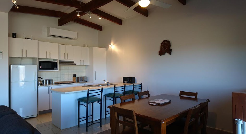 Delatite Apartments | lodging | Mt Buller Rd, Merrijig VIC 3723, Australia | 0357751790 OR +61 3 5775 1790