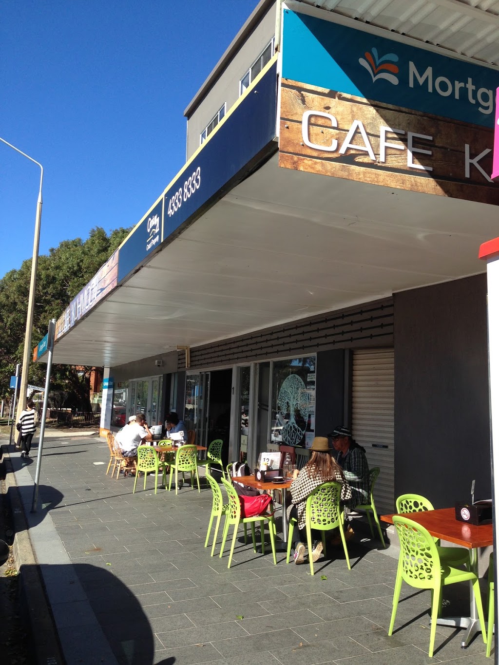 Cafe Kuhmoov | 1 Ocean Parade, The Entrance NSW 2261, Australia | Phone: (02) 4332 3013