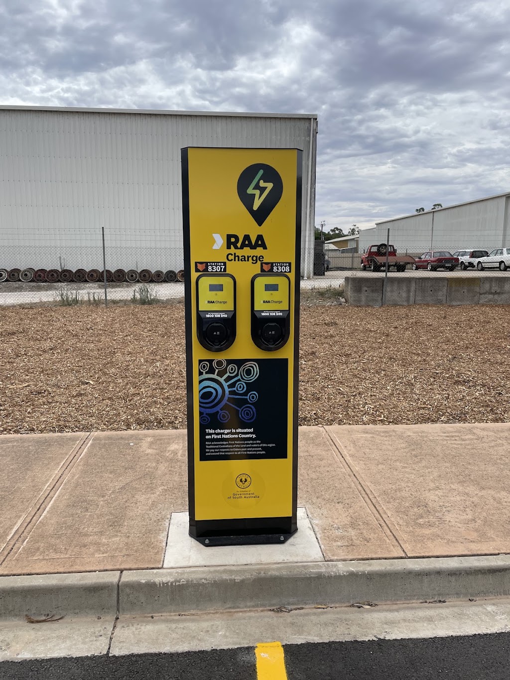 Chargefox Charging Station | 28 James St W, Truro SA 5356, Australia | Phone: 1300 518 038