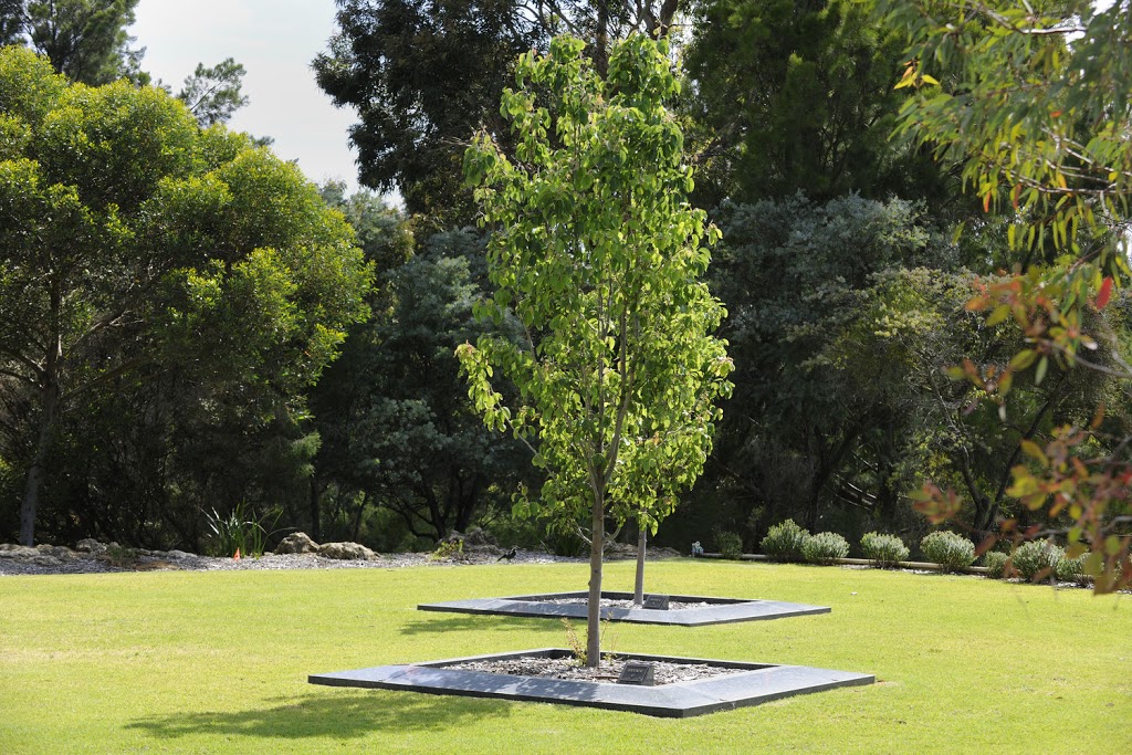 Rockingham Regional Memorial Park | cemetery | Baldivis Rd, Baldivis WA 6171, Australia | 1300793109 OR +61 1300 793 109