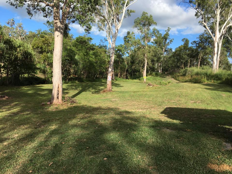 Creeks Bend | 321 Wales Rd, Bloomsbury QLD 4799, Australia | Phone: (07) 4954 1803