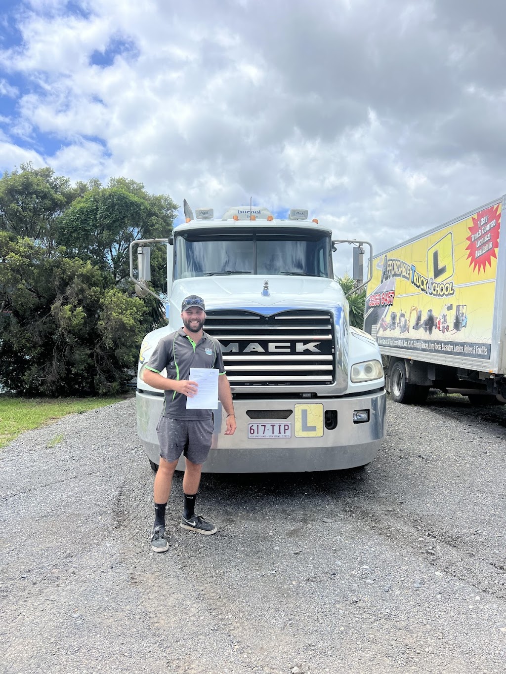 Affordable Truck School | 70 Depot Rd, Deagon QLD 4017, Australia | Phone: (07) 3263 6457