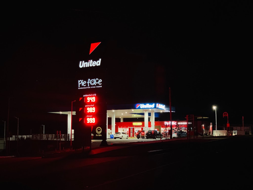 United Upper Coomera | gas station | 396 Tamborine Oxenford Rd, Upper Coomera QLD 4209, Australia
