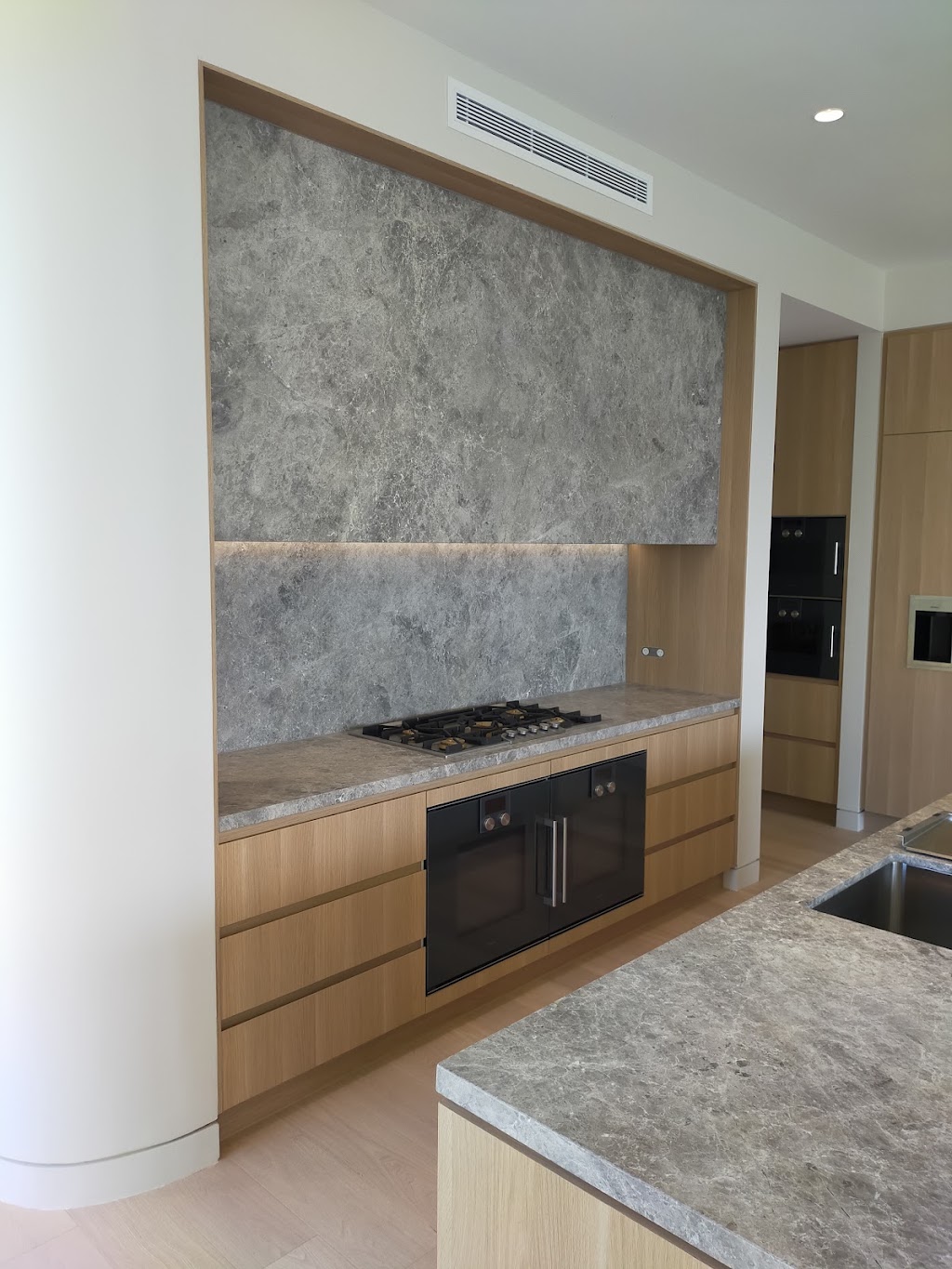 WEBB JOINERY | 23 Bertana Dr, Mudgeeraba QLD 4213, Australia | Phone: 0490 700 817